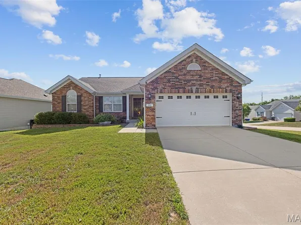 600 Winter Meadows Dr, Wentzville, MO 63385