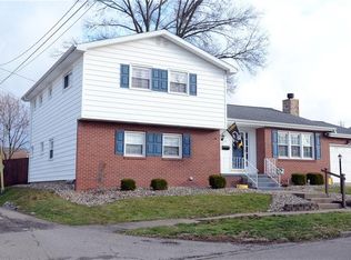1313 Foster Ave, Cambridge, OH 43725