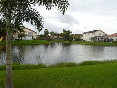 3rd image of 374 E Riverbend Dr