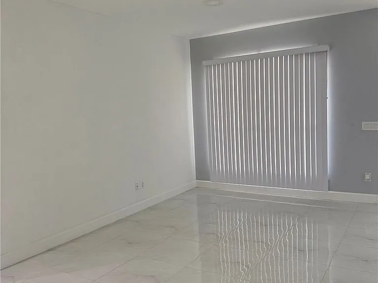 9561 Blue Stone Cir — Photo 18