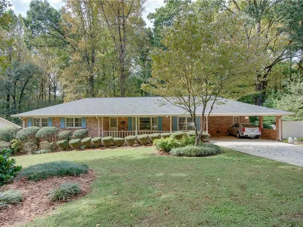 3894 Menlo Dr, Atlanta, GA 30340