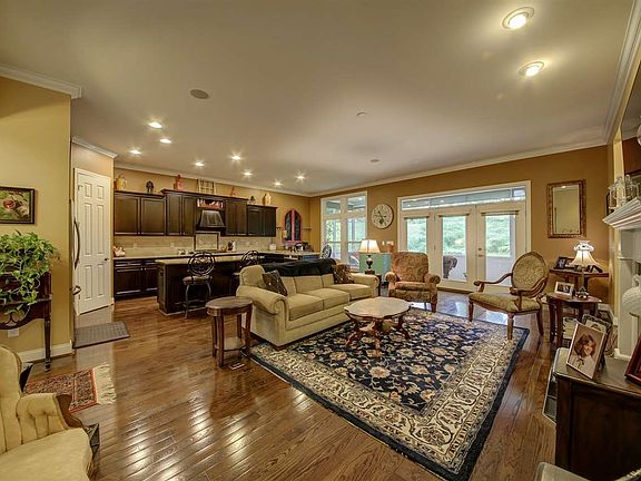 2nd image of 3990 Windfield Ln