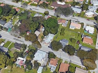 1053 NW 55th Ter, Miami, FL 33127