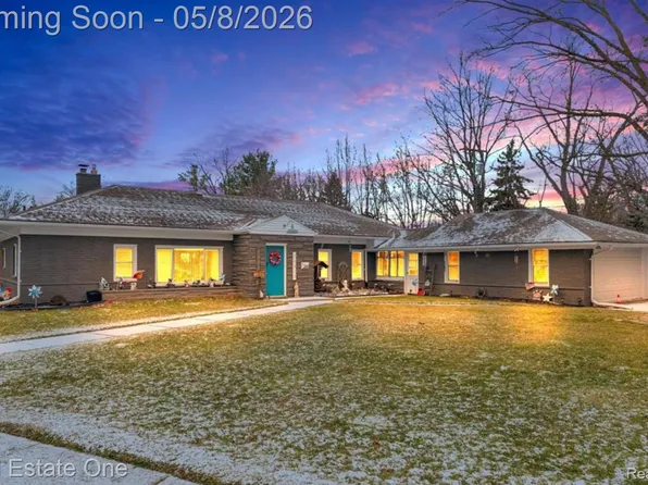 16423 Admiral St, Fraser, MI 48026