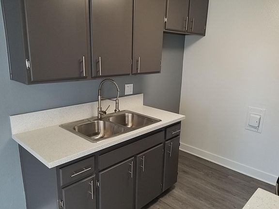 5th image of 14502 Olive View Dr #141