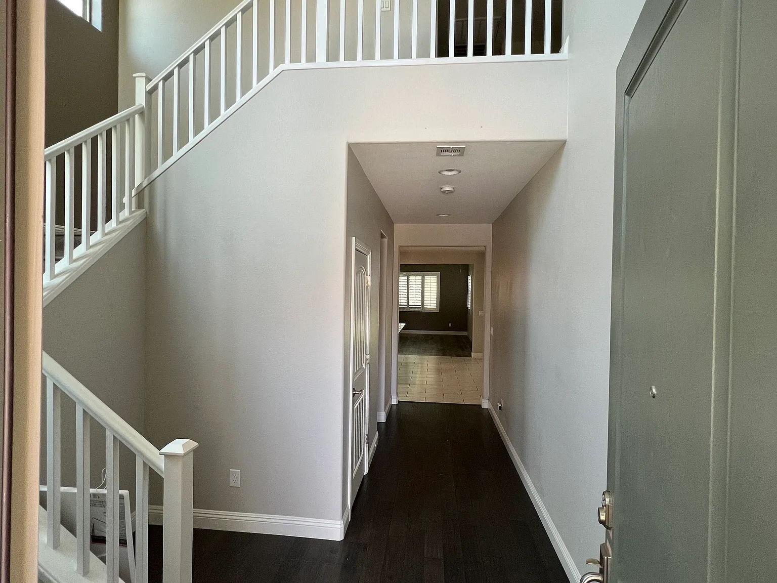 4 bed, 3.5 bath, 2513 sqft, $3,300 — Photo 3