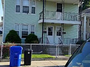 137 Oakland Ave, Pawtucket, RI 02861