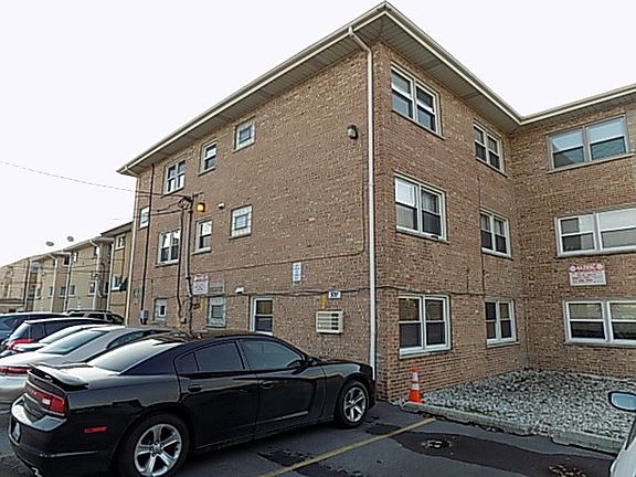 4th image of 3017 S Harlem Ave APT 1A