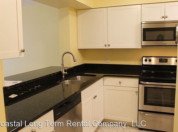 4th image of 36 Deallyon Ave APT 55