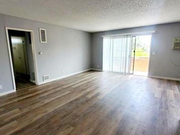 2nd image of 400 N Serrano Ave #204