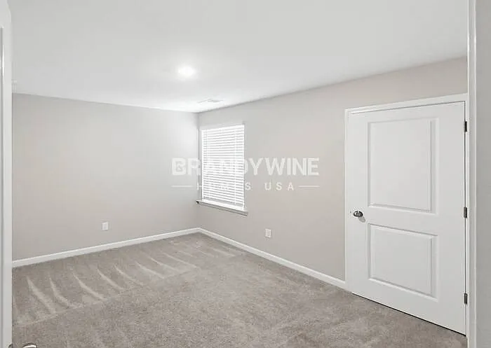 680 Friesland Dr — Photo 18