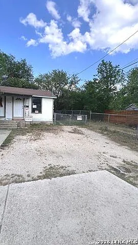 1218 NW 23rd St #2 — Photo 11