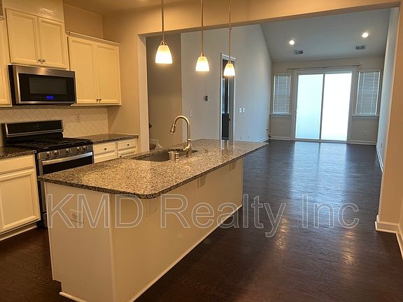 5th image of 9350 Glenburn Ln