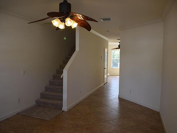 5th image of 2533 Creekside Dr