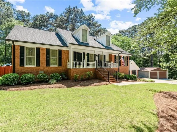 5243 Punkintown Rd, Douglasville, GA 30135