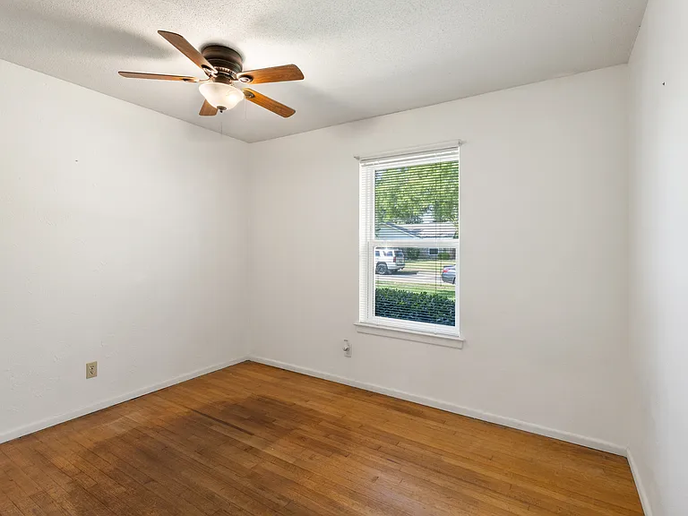 4765 Stallcup Dr — Photo 15