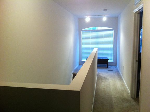 4th image of 7061 Saint Ives Ct