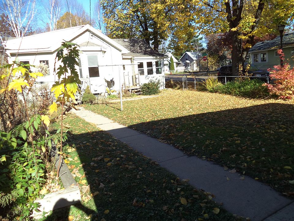 1st image of 1072 Pleasant Ave
