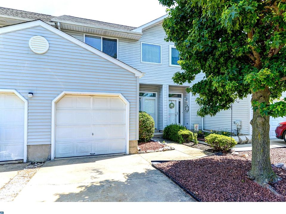 1st image of 40 O'Rourke Ct