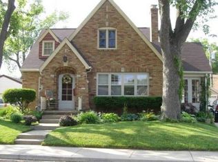 2507 W Sherman Ave, Peoria, IL 61604