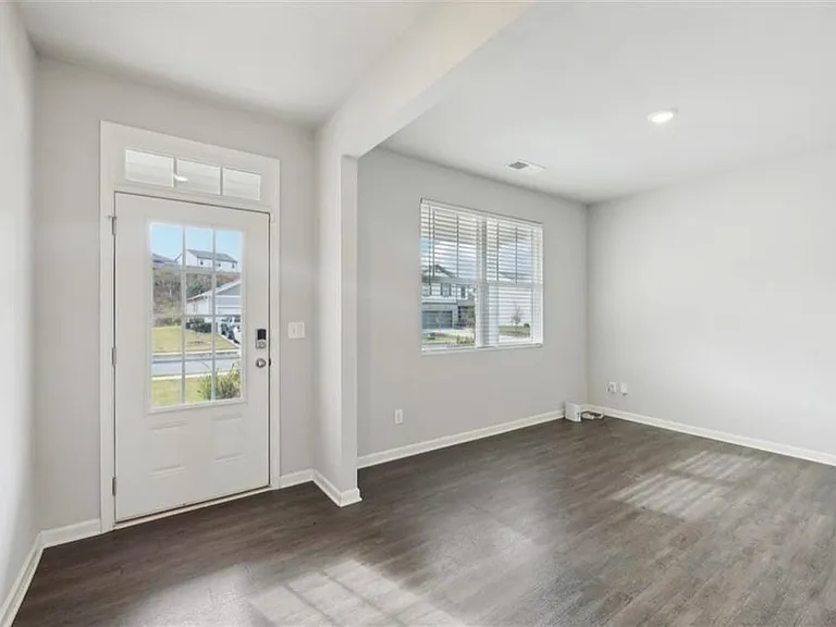 6637 Bluffview Dr — Photo 6