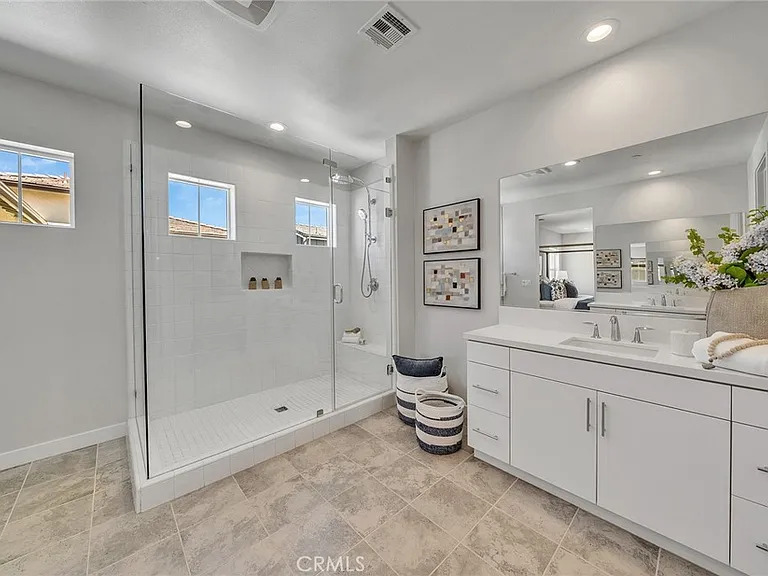 141 Edna Pkwy — Photo 54