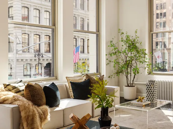 142 5th Avenue image 2 of 16