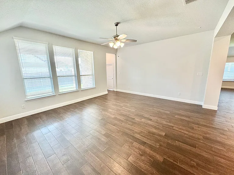 429 Cooper St — Photo 19