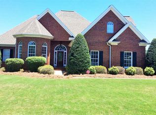 511 Blackstone Dr, Inman, SC 29349