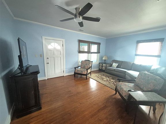 5th image of 5120 Avenue S