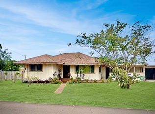 8456 Elepaio Rd, Kekaha, HI 96752
