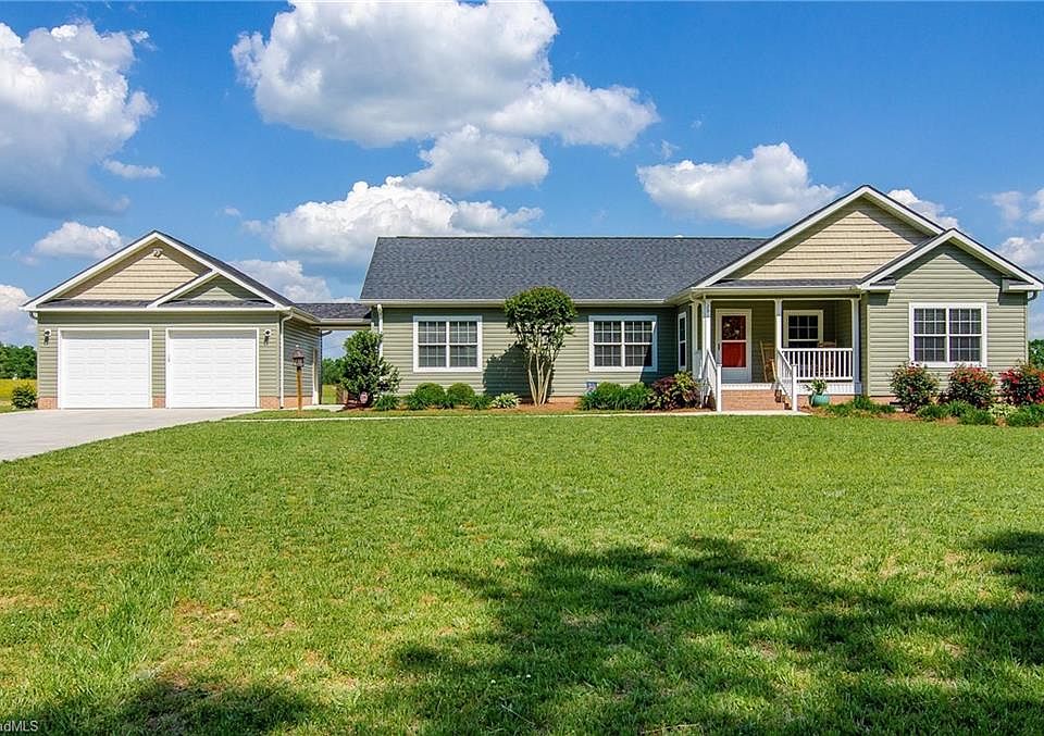1st image of 291 Dewey Ln