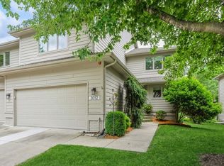 3012 Fox Hollow Cir, Des Moines, IA 50321