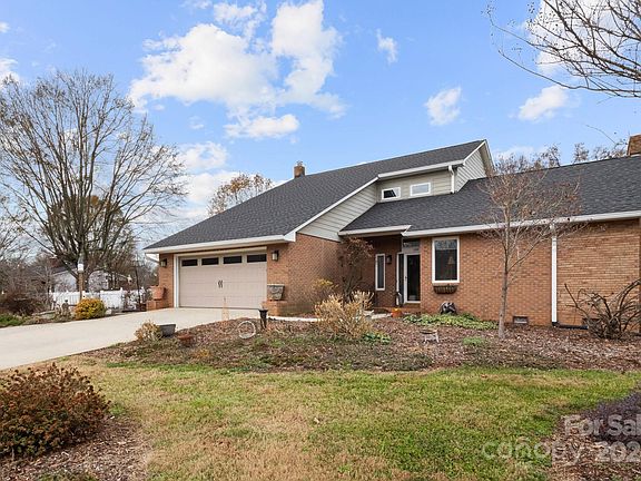 2nd image of 155 Charolais Dr