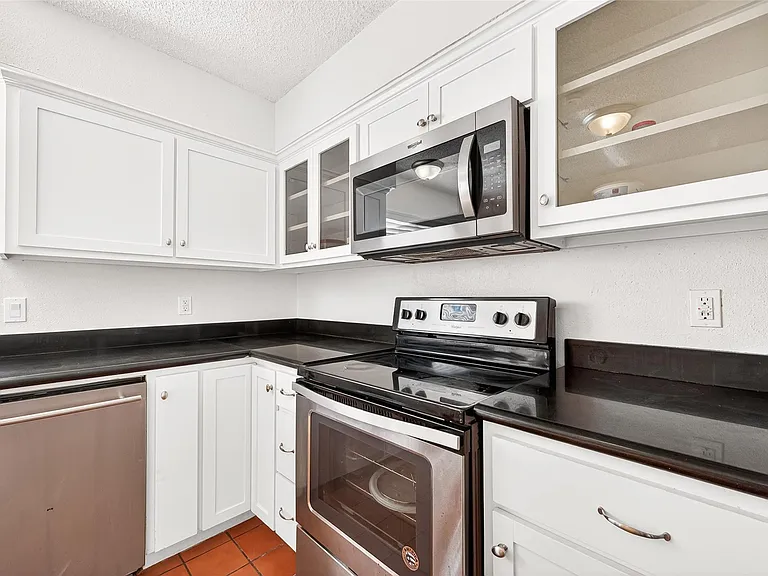 11677 Village Place Dr — Photo 21