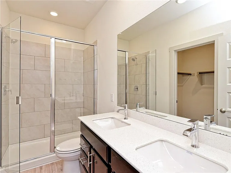 7512 Daves Landing Dr — Photo 15