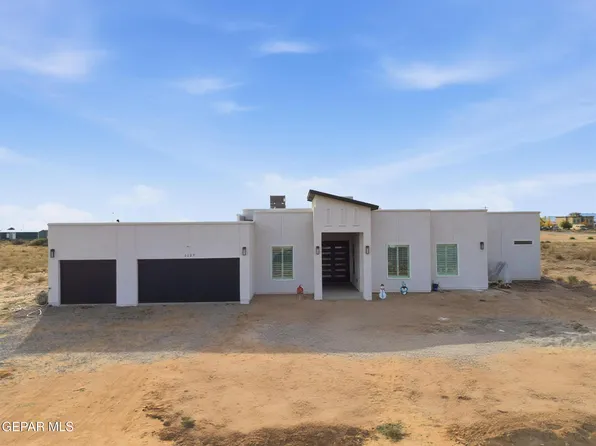 1433 Thar Desert Dr, Chaparral, NM 88081