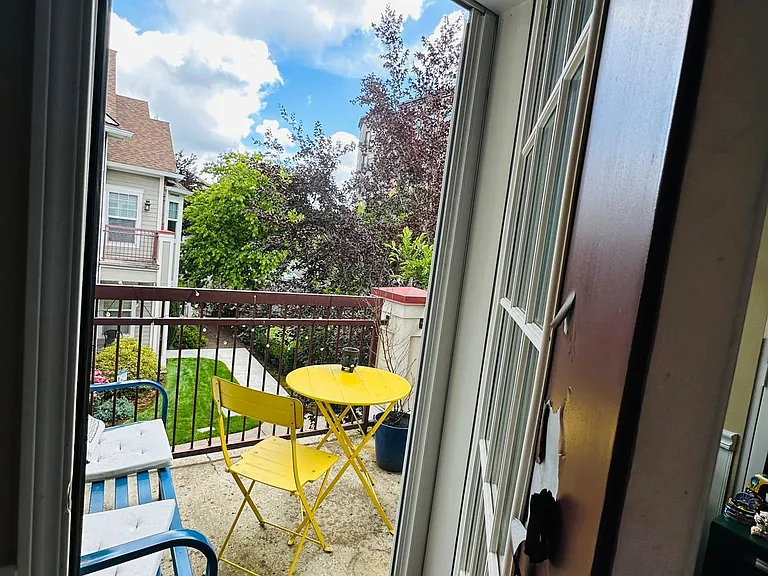 1000 NE 63rd Way #2104 — Photo 45