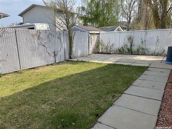 4th image of 599 Mahon Dr