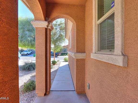 4th image of 40982 W Portis Dr
