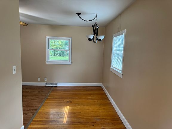 4th image of 915 28th St