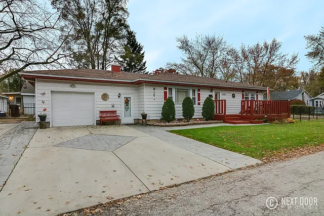 200 Anderson Ave photo 1