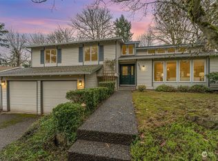 12111 SE 46th Ct, Bellevue, WA