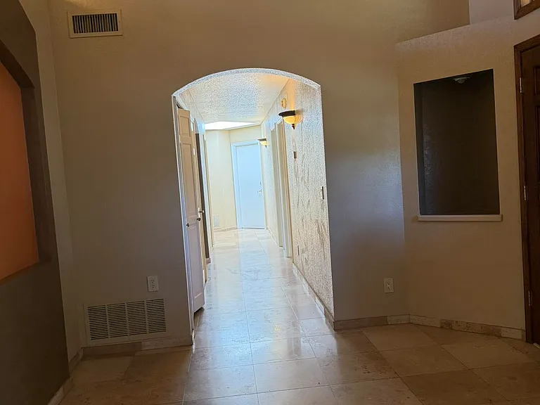 8377 E Thoroughbred Trl — Photo 18