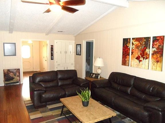 4th image of 214 Turpin Dr