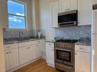 506-512 Franklin St #A, Melrose, MA 02176