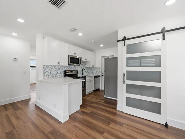 1326 8th Street, West Palm Beach, FL 33401