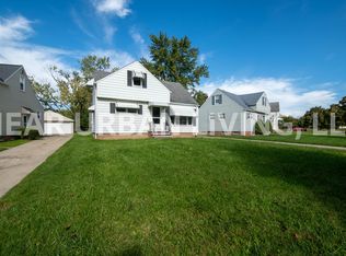 103 Flora Dr, Bedford, OH