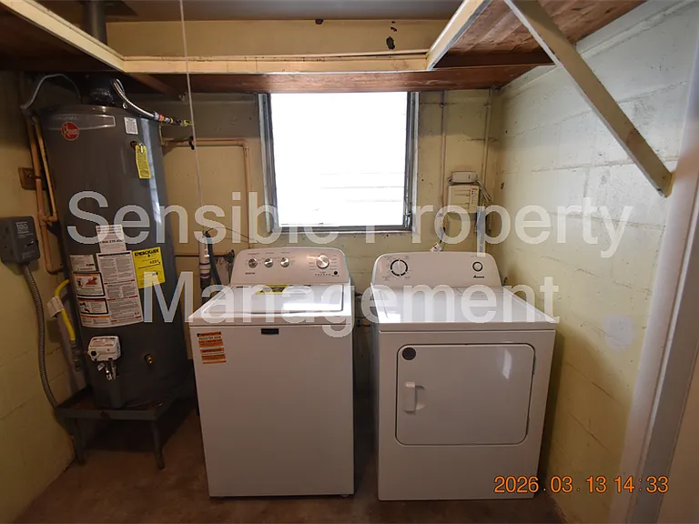 528 Suwanee Cir — Photo 31
