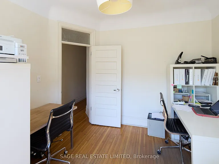 1158 College St #2 — Photo 15